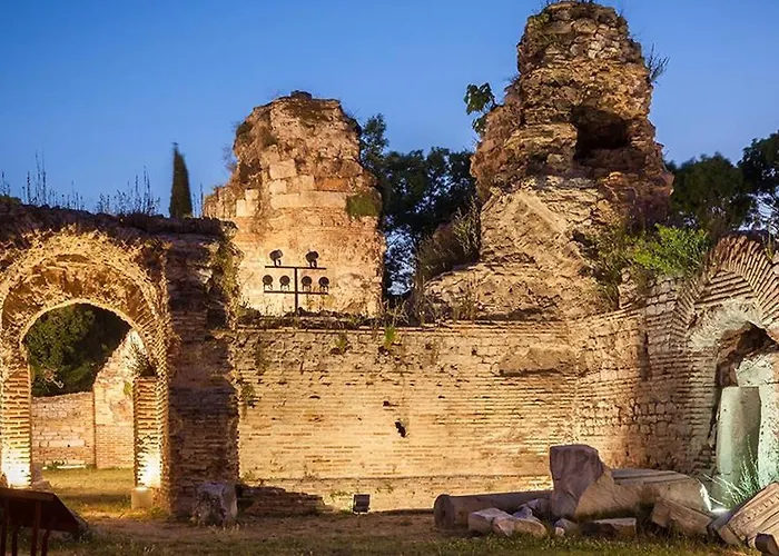 By The Sea - With Free Parking شقة فارنا