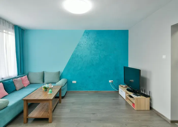 By The Sea - With Free Parking شقة *