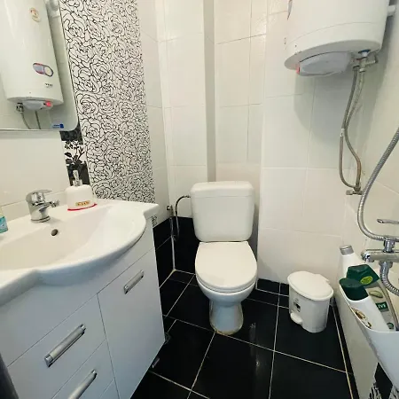 By The Sea - With Free Parking * Βάρνα